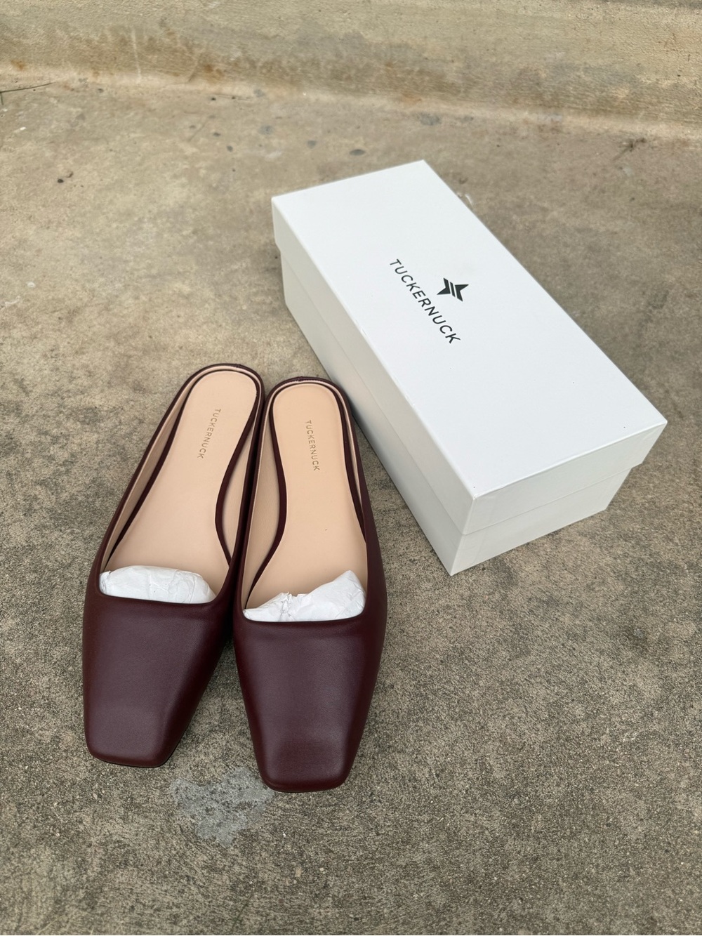 TUCKERNUCK oxblood Leather Square-Toe Slip-On Nilli flats new w box